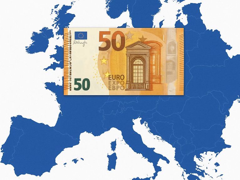 Europakarte mit Euroschein. Erzeugt mit KI.
